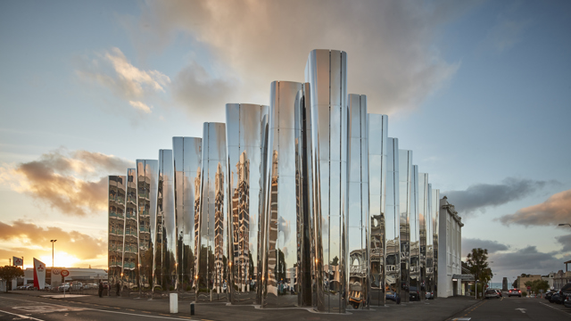 govett-brewster-art-gallery_len-lye-centre_photo-sam-hartnett.jpg
