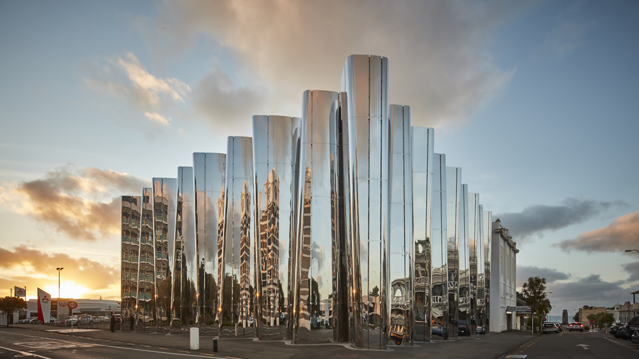 govett-brewster-art-gallery_len-lye-centre_photo-sam-hartnett.jpg